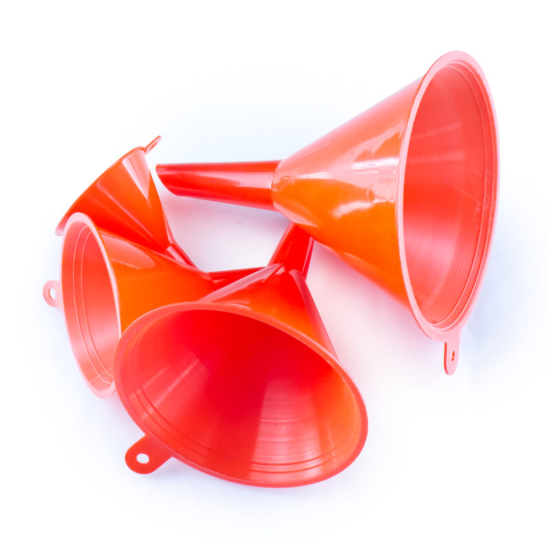 Plastic funnels 4's